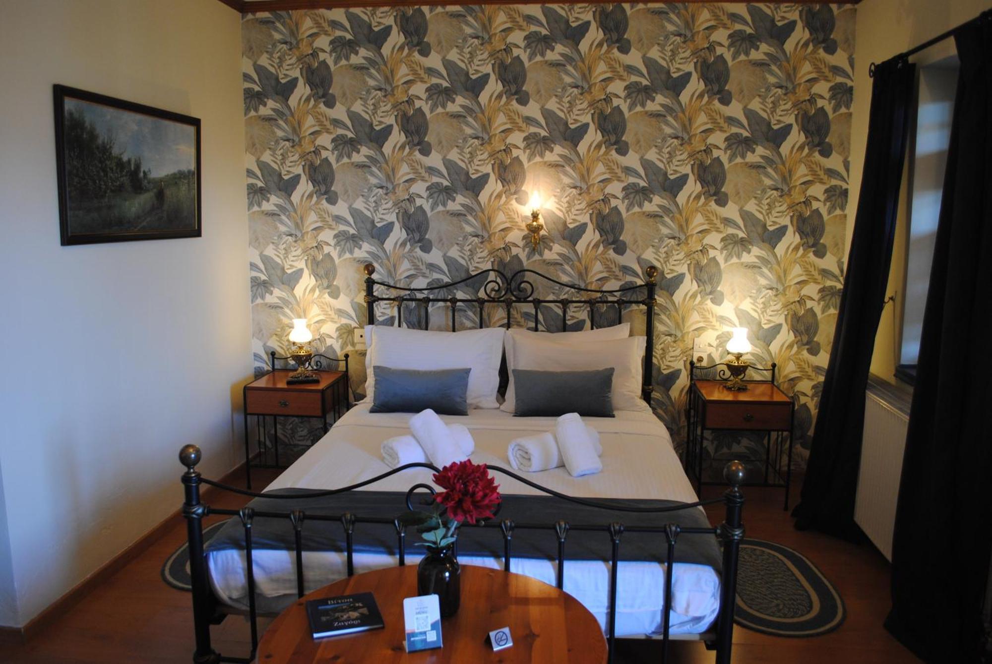 Andromachi'S Beloi Hotel Vitsa Bagian luar foto