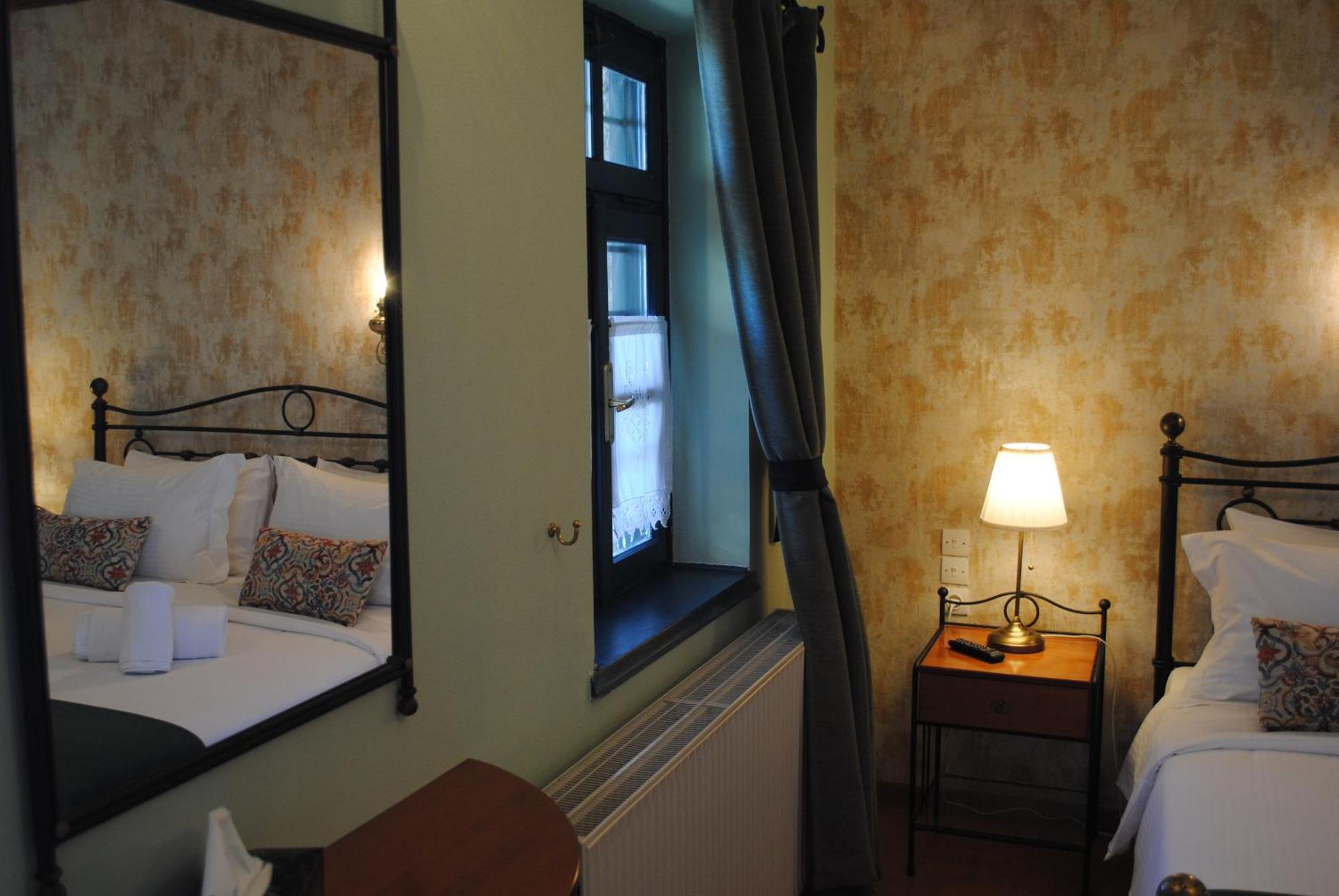 Andromachi'S Beloi Hotel Vitsa Bagian luar foto