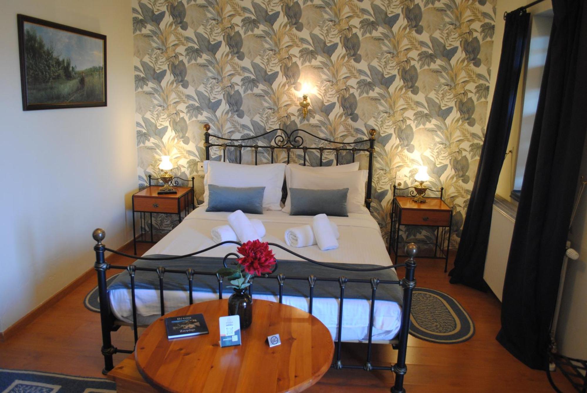 Andromachi'S Beloi Hotel Vitsa Bagian luar foto