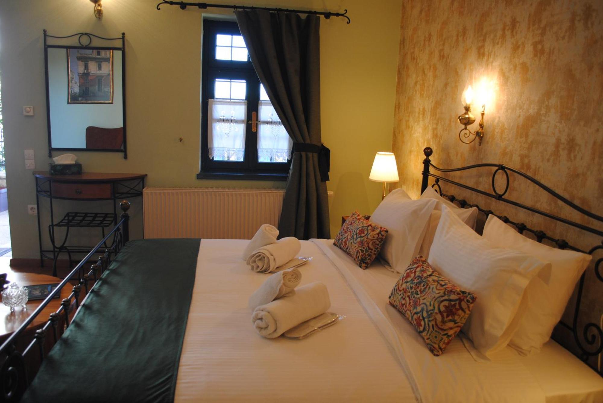 Andromachi'S Beloi Hotel Vitsa Bagian luar foto