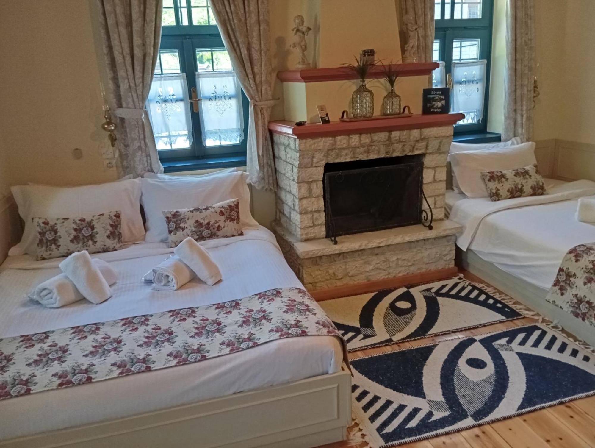 Andromachi'S Beloi Hotel Vitsa Bagian luar foto