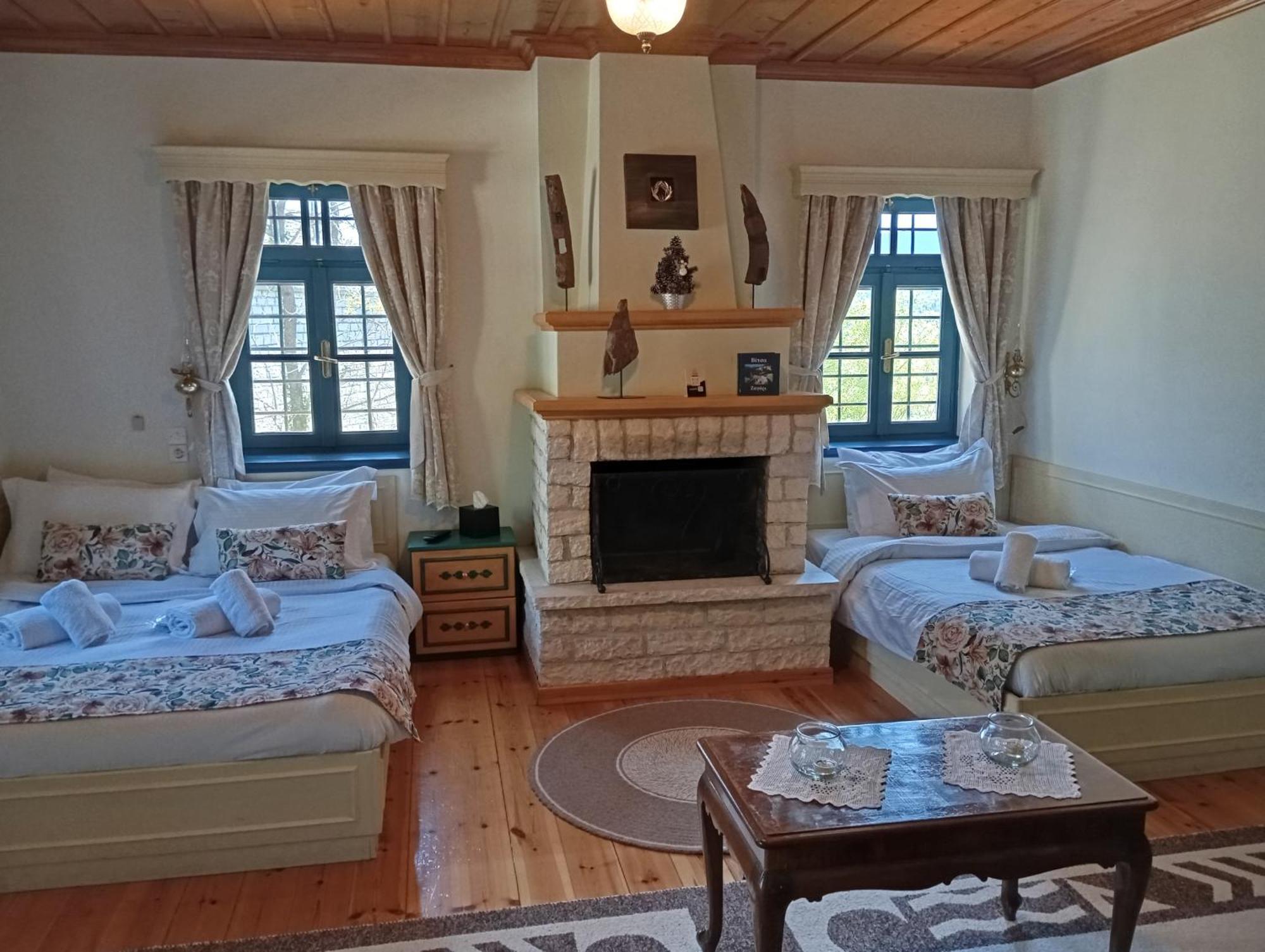 Andromachi'S Beloi Hotel Vitsa Bagian luar foto